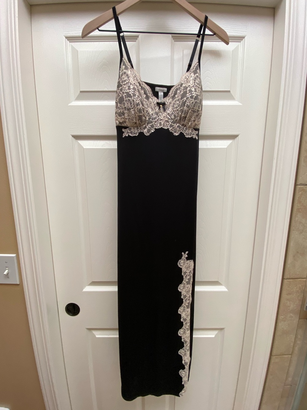 Soma Long Chemise slip Nightgown Size small black white lace